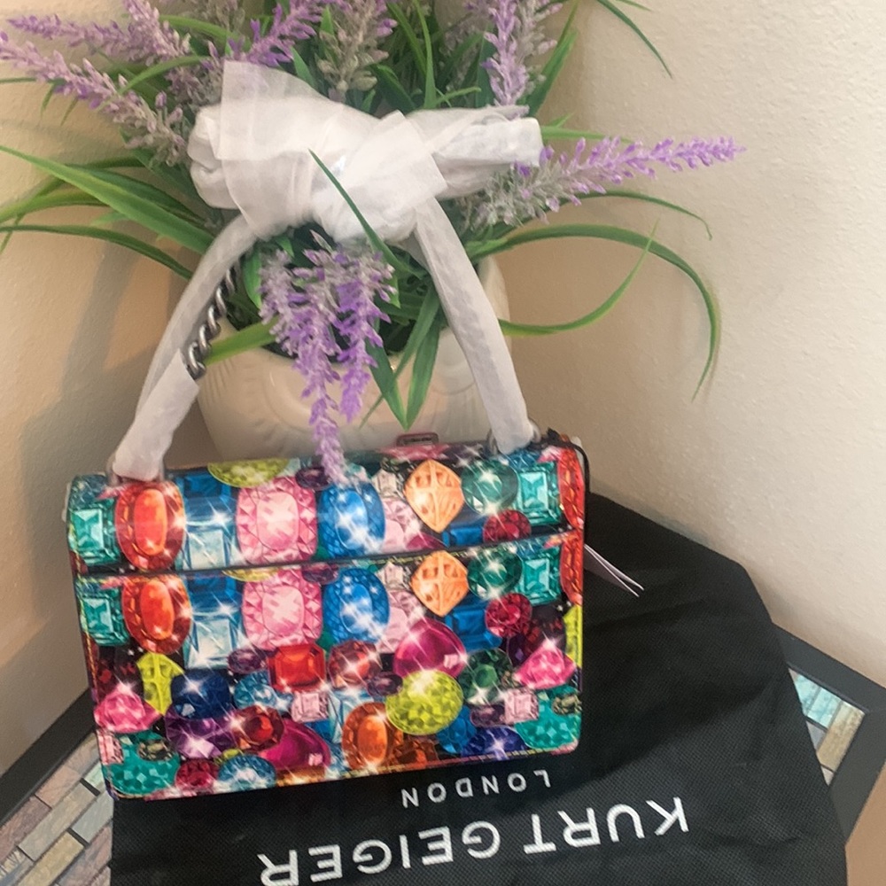 Kurt Geiger London Small Shoreditch Embellished Leather Crossbody Bag - Picture 4 of 17